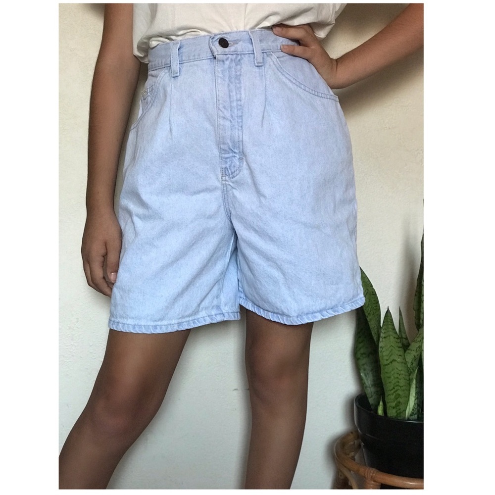 Vintage High waisted shorts